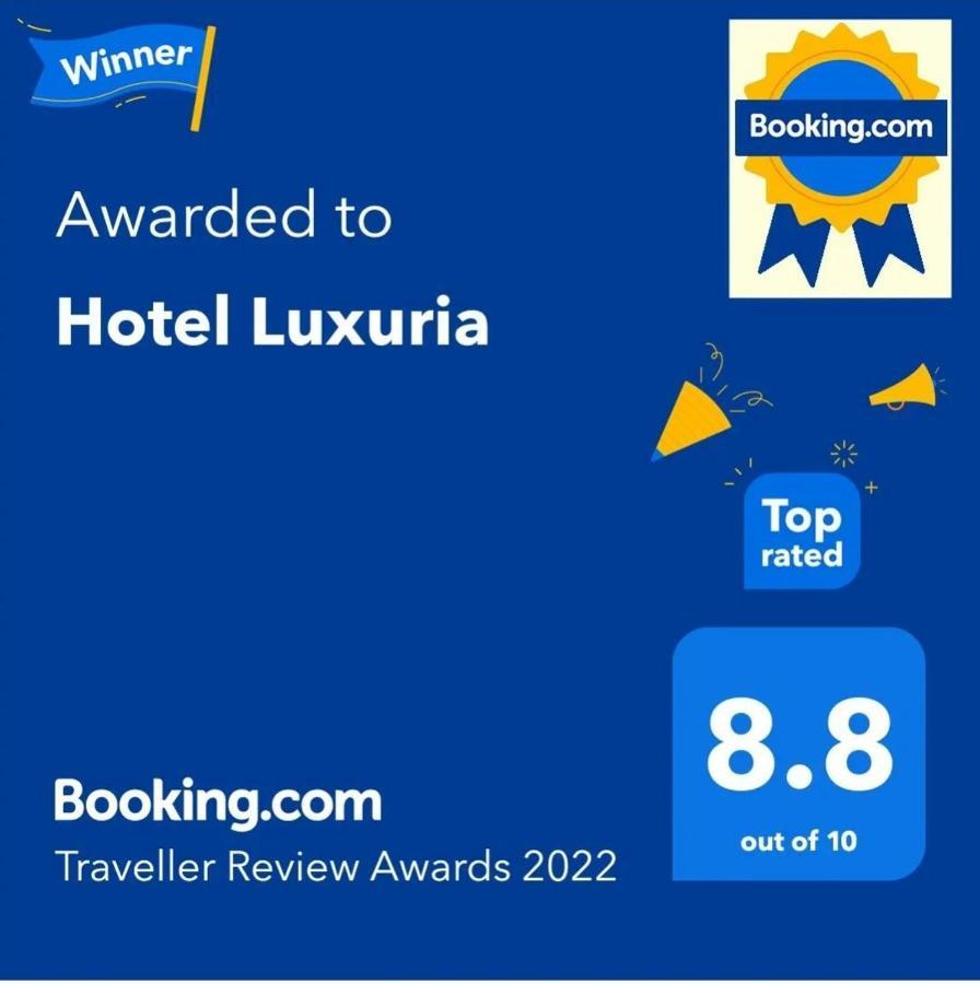Hotel Luxuria Ludhijána Exteriér fotografie